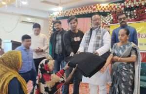 जायसवाल क्लब द्वारा गरीब व असहाय लोगों को दिया गया कम्बल