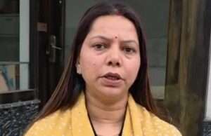 जौनपुर में कानून बेबस कोर्ट के आदेश के बावजूद महिला को घर में किया नजरबंद