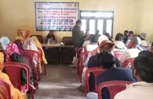 ग्राम प्रधानों पंचायत सहायकों को जल संचय की मिली जानकारी ब्लॉक मुख्यालय कोरांव पर आयोजित हुआ एकदिवसीय प्रशिक्षण