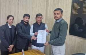 अधिवक्ता सुरक्षा अधिनियम को संसद से पारित कराए जाने की उठाई आवाज