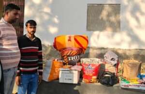 रेडक्रास सोसाइटी ने अग्नि पीड़ित परिवार को पहुंचाई राहत सामग्री