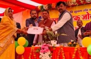 कृषि सूचना तंत्र सुदृढ़ीकरण के तहत फतेहपुर में विराट किसान मेला शुरू