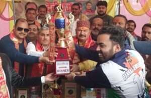 देवीगंज प्रीमियर लीग का फाइनल मुकाबला सम्पन्न, पंकज इलेवन बनी विजेता