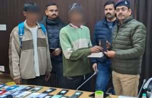 जनता के खोए/गुमशुदा 134 मोबाइल फोन बरामद, स्वामियों को किए गए सुपुर्द