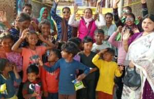 शिव शक्ति सेवा फाउंडेशन की संस्थापिका प्रीति रवि जायसवाल ने बांटी राहत सामग्री