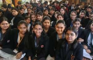 सी. पी. एस. फतेहपुर में सरस्वती पूजा, बोर्ड परीक्षा के विद्यार्थियों को मिला आशीर्वाद