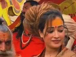 हर्षा रिछारिया धर्मनगरी छोड़ लौटेंगी वापस अपने काम पर