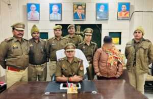 25 हजार की इनामिया महिला तस्कर गिरफ्तार