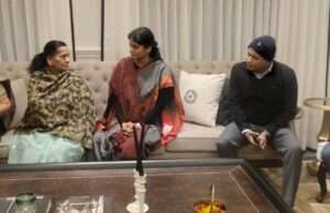 जनपद में विभिन्न स्थानों पर पहुंचकर केंद्रीय मंत्री अनुप्रिया पटेल ने दिवंगतजनों को दी श्रद्धांजलि