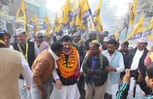 18 साल से ऊपर के बेरोज़गार युवाओं को 10 हजार भत्ता दे सरकार: संजय सिंह