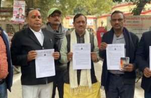 नगर पालिका पर भयंकर घोटाले का आरोप, मनोज श्रीवास्तव ने संभाला मोर्चा