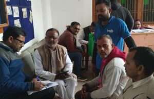 बीजेपी कार्यकर्ताओं ने बूथ स्तर पर मतदाता सूची सुधार कार्य किया