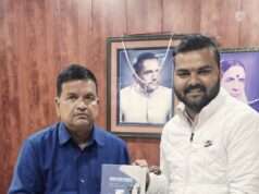 शांति निकेतन स्कूल में विश्व रिकॉर्ड धारक साहित्यकार अर्पित सर्वेश हुए सम्मानित