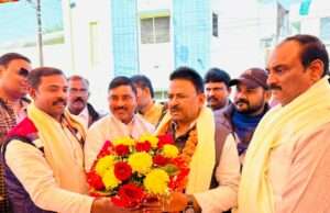 अल्पसंख्यक मोर्चा ने कैंप लगाकर भरवाया फार्म 6