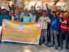 संविदा कर्मियों की छंटनी के विरोध में बिजली कर्मचारियों ने किया प्रदर्शन