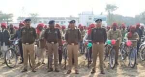 14 थानों के 152 चौकीदारों को प्रदान की गई साइकिल