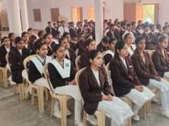 विद्या निकेतन के हाईस्कूल के छात्र/छात्राओं का आशीर्वाद समारोह संपन्न