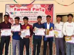 पंडित दीनदयाल उपाध्याय राजकीय मॉडल इंटर कॉलेज देवखरपुर में कक्षा 12 के विद्यार्थियों को दी गई भावभीनी विदाई