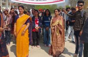 सावधानी हटी, दुर्घटना घटी” के नारों से गूंजा वाराणसी-आज़मगढ़ रोड