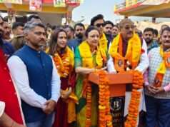 महोत्सव में प्रमोद व मोना ने सौ करोड़ की परियोजनाओं की सौपी सौगात