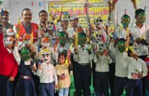 रेडक्रॉस सोसाइटी ने दिव्यांग बच्चों के संग होली मनाकर दिए उपहार