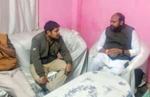 लखनऊ घेराव से पहले मीरजापुर में कांग्रेस कार्यकर्ताओं को किया गया नजरबंद