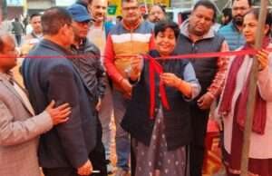 नगर पालिका प्रांगण में सफाई मित्रों व कर्मचारियों के लिए विशेष स्वास्थ्य शिविर, 271 मरीजों की हुई ओपीडी