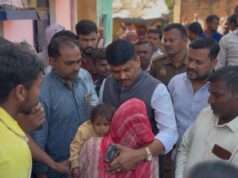 दुःख की घड़ी में ढाल बने नगर अध्यक्ष: हादसे में युवक की मौत पर बढ़ाया मदद का हाथ