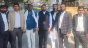 गौसिया मस्जिद में नमाज से रोकने का आरोप, ग्रामीणों ने अधिवक्ताओं संग एसपी से की शिकायत