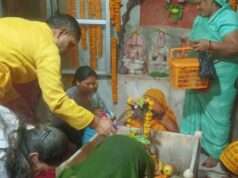 महाशिवरात्रि पर्व पर सुबह से ही शिव मंदिरों पर भक्तों की उमड़ी भीड़