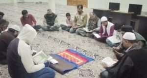 देर रात चौक जामा मस्जिद से चांद की तसदीक़ के बाद एक साथ शिया व सुन्नी समुदाय ने रखा पहला रोज़ा