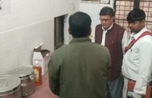 सीएमओ ने किया मुख्यमंत्री जन आरोग्य मेला का निरीक्षण