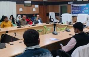 सेफर इंटरनेट डे पर कलेक्ट्रेट में जागरूकता कार्यशाला का आयोजन