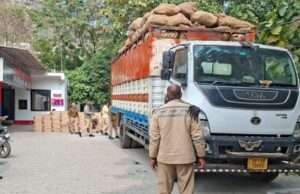 50 लाख कीमत से अधिक की अंग्रेजी शराब बरामद, ट्रक ड्राइवर फरार