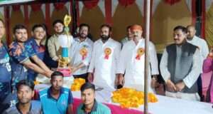 कोहरथा की टीम ने ट्राफी पर किया कब्जा