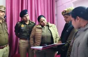 एसपी ने थाना कोतवाली देहात का आकस्मिक निरीक्षण