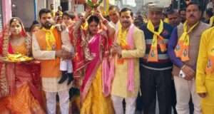 नर्मदेश्वर महादेव मंदिर में मूर्ति प्राण प्रतिष्ठा कार्यक्रम आगाज भव्य कलशायात्रा के साथ हुआ