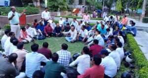 डीआईओएस के व्यवहार से शिक्षक नेताओं में आक्रोश