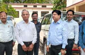 यूपी बोर्ड के कापियों का मूल्यांकन शुरू पहले दिन 80 फीसदी परीक्षकों ने शुरू किया मूल्यांकन