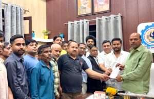 वार्ड छ: के सभासद हर्ष अवस्थी ने नोटिस निरस्त करने के लिए पालिकाध्यक्ष को दिया धन्यवाद