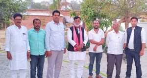 ईद के अवसर पर नेता से लेकर आमजन तक ने बांटी खुशियां