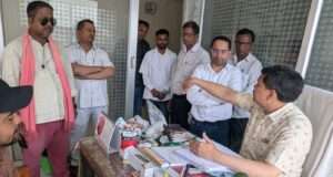 मुख्य चिकित्सा अधिकारी द्वारा खड्डा तहसील के निजी अस्पतालों का औचक निरीक्षण