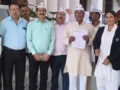 गैस सिलेंडर की बढ़ती कीमतों के खिलाफ आप का प्रदर्शन