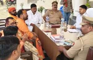 नवरात्रि मेले की तैयारियों को लेकर कड़ा धाम थाना परिसर में बैठक, व्यवस्थाएं दुरुस्त करने के निर्देश