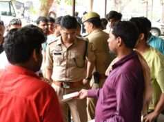 घरेलु गैस पर्याप्त उपलब्धता का जिलाधिकारी ने लोगो को दिया भरोषा