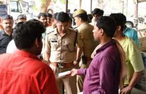 घरेलु गैस पर्याप्त उपलब्धता का जिलाधिकारी ने लोगो को दिया भरोषा