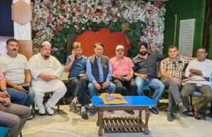 व्यापार मंडल की आकस्मिक बैठक सम्पन्न, कल होगा होली-ईद मिलन समारोह