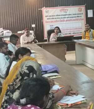 ग्राम प्रधानों, पंचायत सचिवों और पंचायत सहायकों को दिया गया प्रशिक्षण