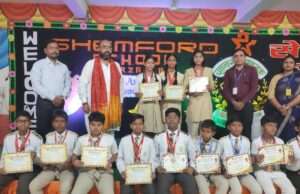 सेमफोर्ड स्कूल नटवा और बसही में ‘वार्षिक पुरस्कार वितरण समारोह’ का भव्य आयोजन