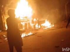 बिजली के पोल की चिंगारी से लगी आग, चार दुकानें जलकर खाक